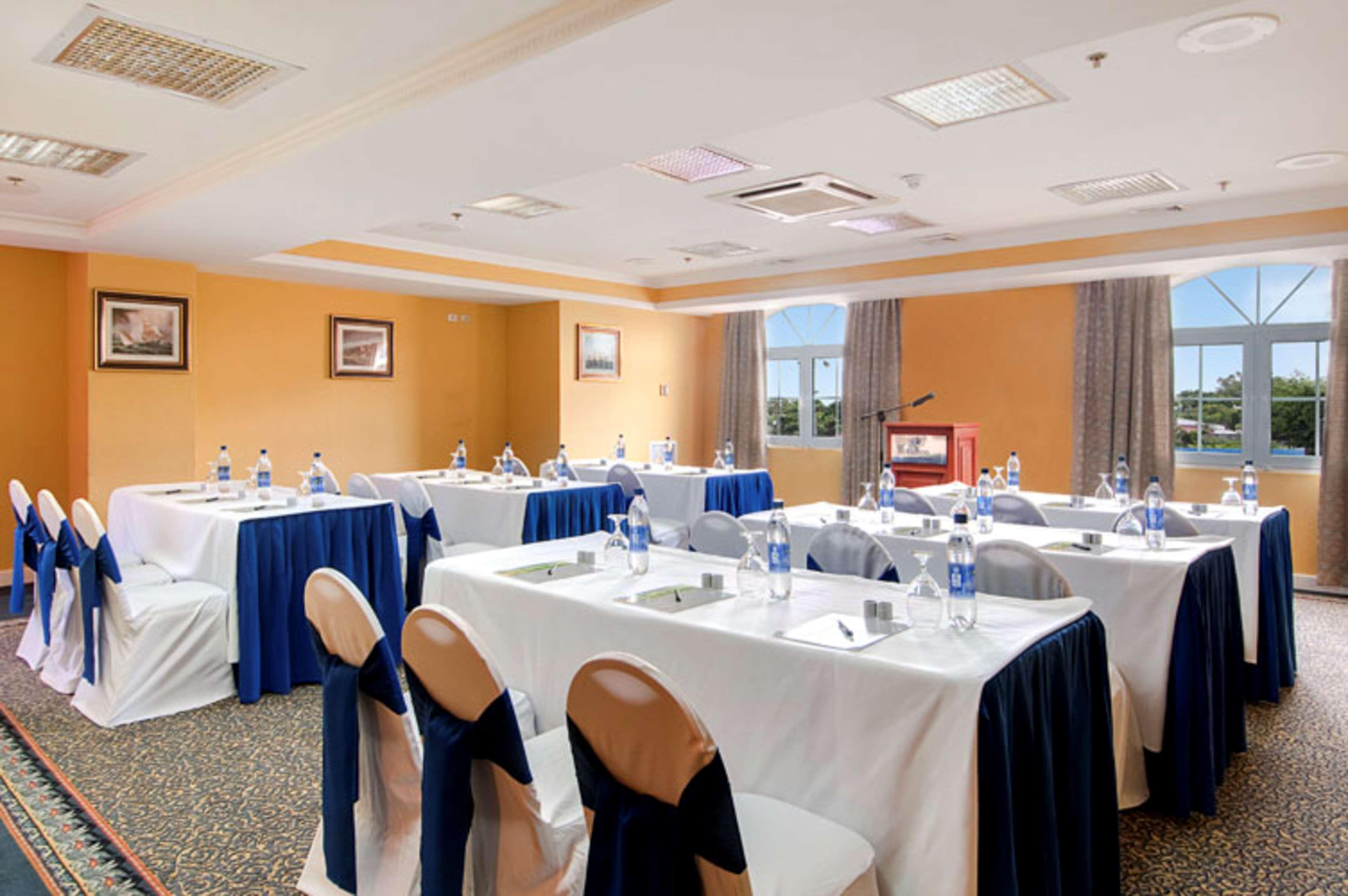 Hilton Princess Манагуа Экстерьер фото